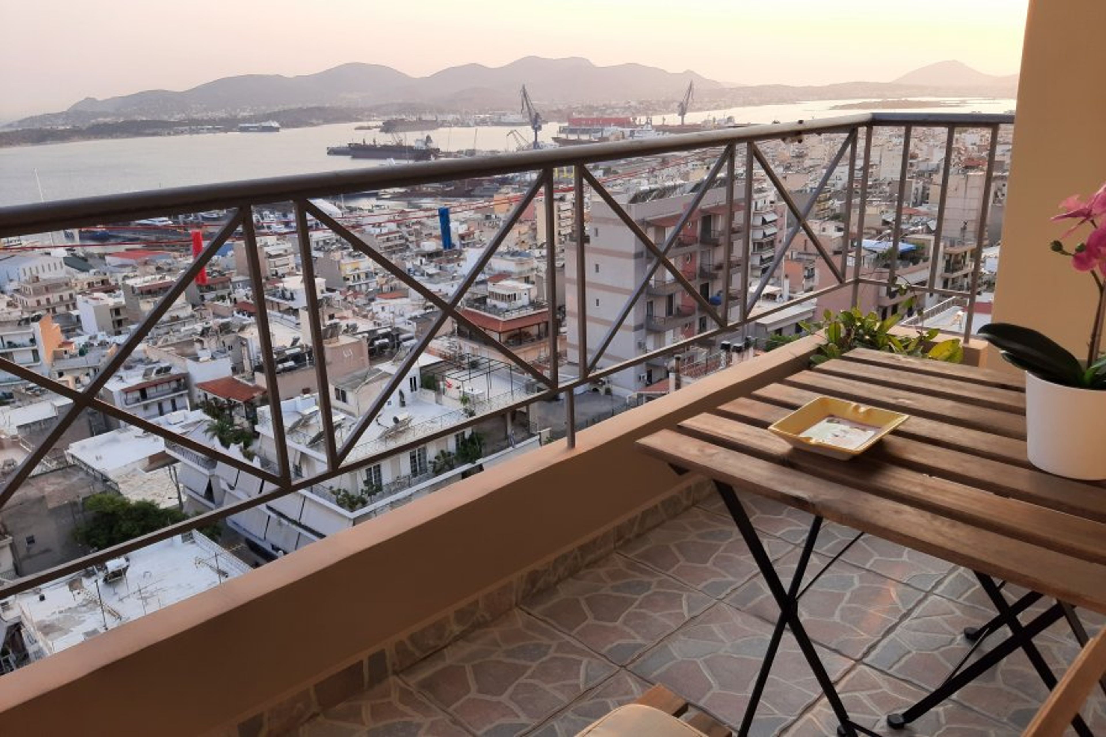 Sea view balcony from bedroom