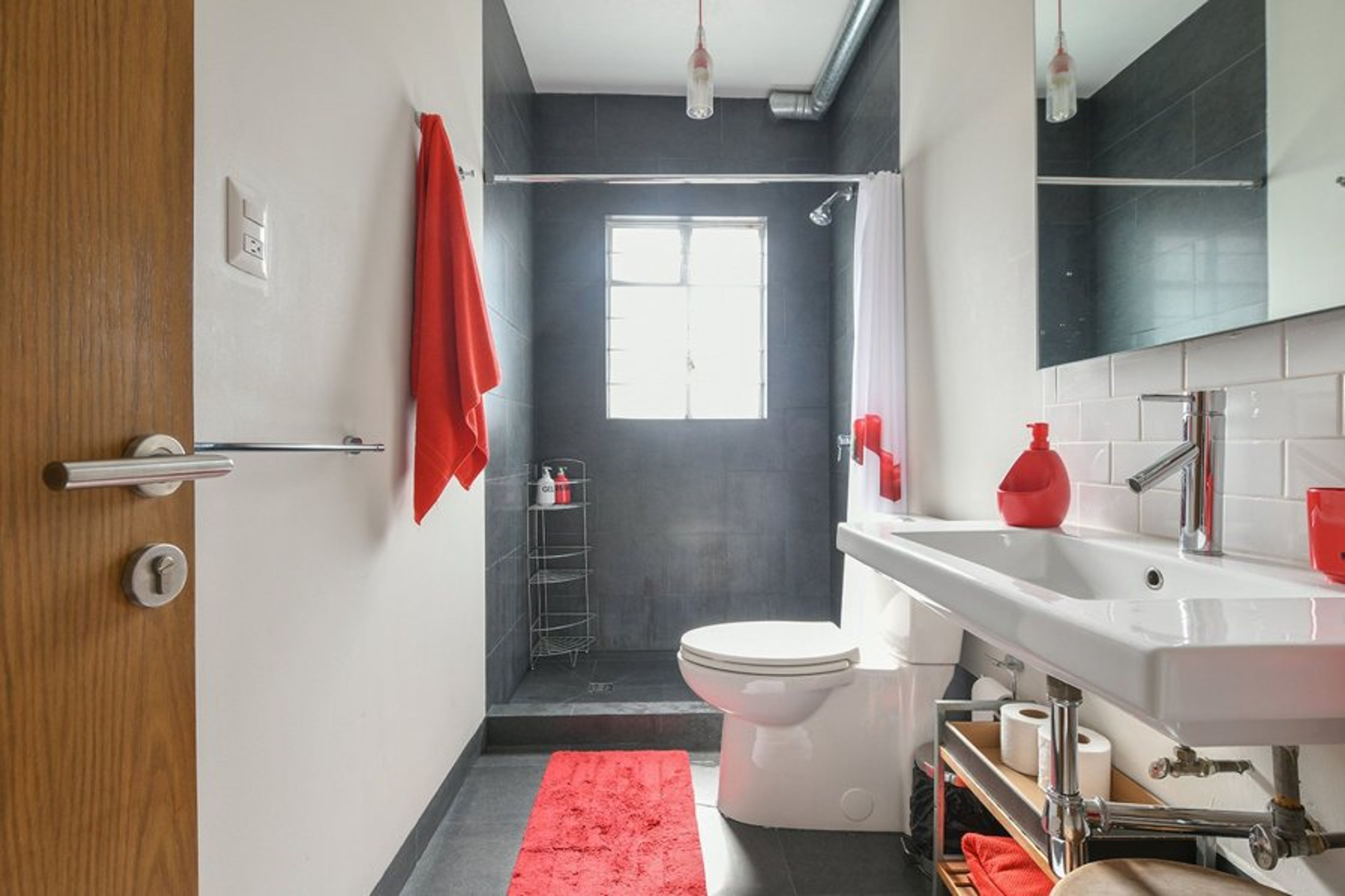 Casa de Chiles: Bathroom