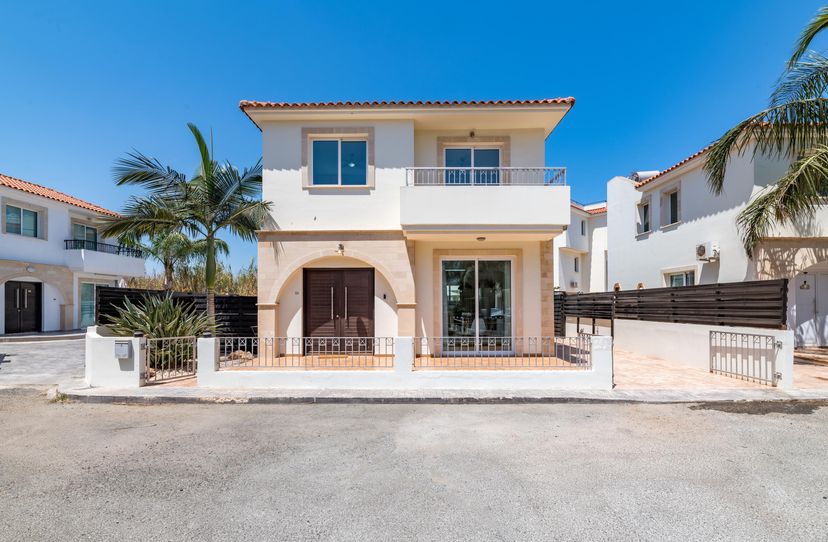 Villa in Pernera, Cyprus