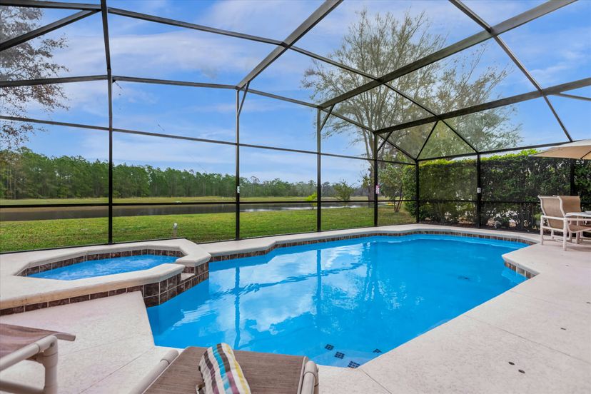 Villa in Sunrise Lakes, Florida