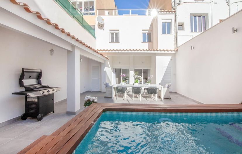 Villa in Spain, Foners