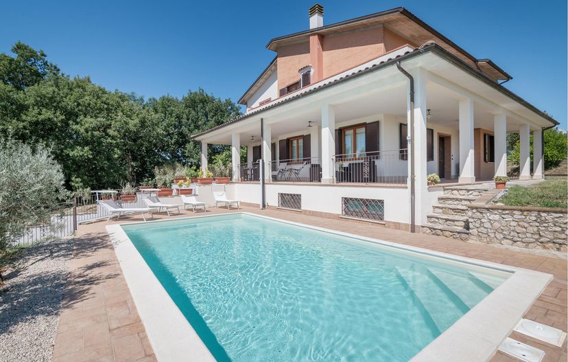 Villa in Italy, Otricoli