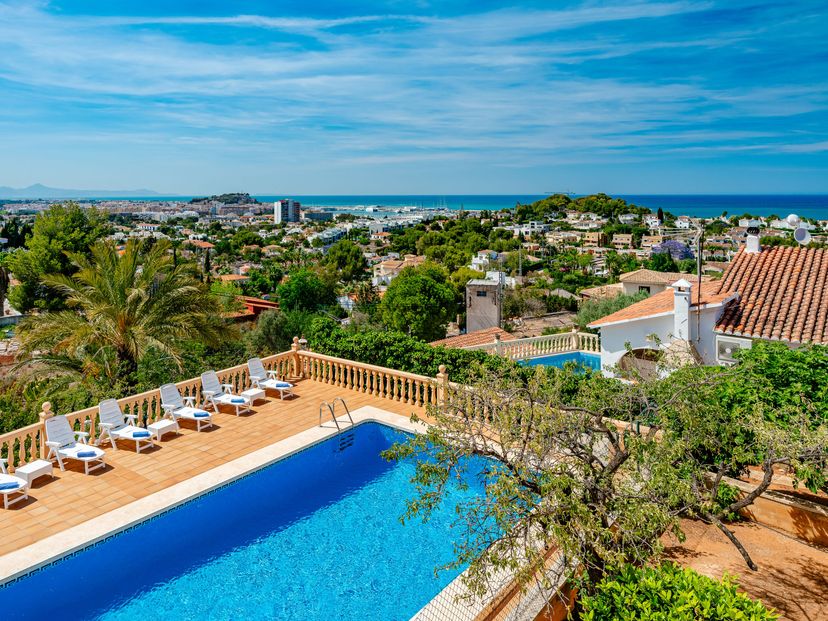 Villa in Montgó, Spain