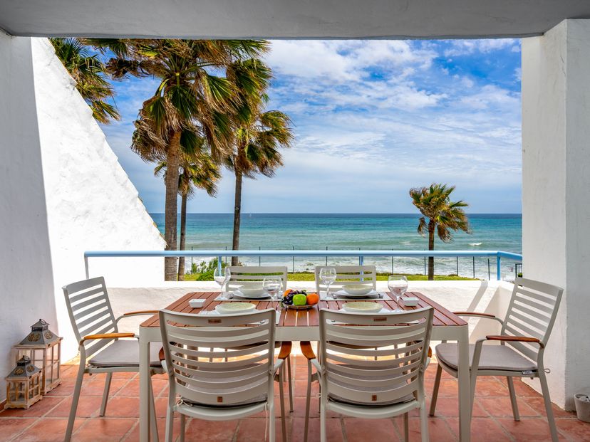 Apartment in Casares Costa, Spain