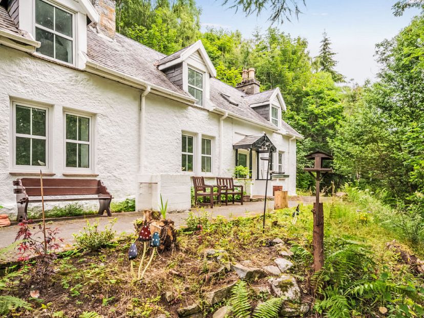 House in Loch Ness West, Scotland