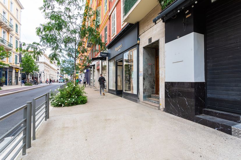 Studio_apartment in Liberti-Albert 1er, the South of France