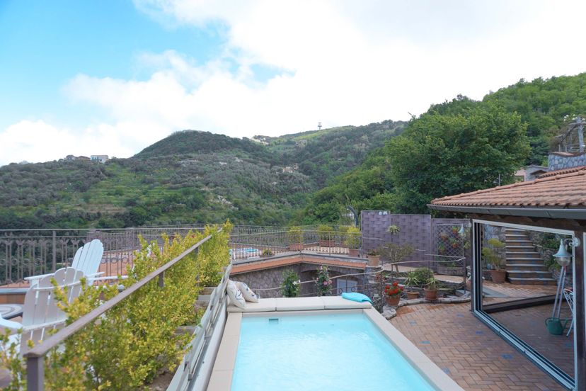 Villa in Priora, Italy