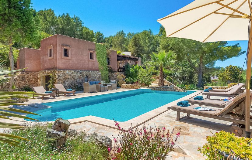 Villa in Santa Eulària des Riu, Ibiza