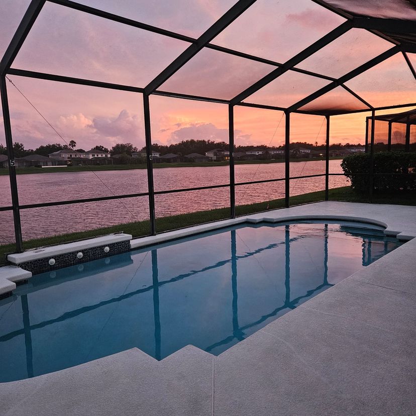 Villa in Sunset Lakes, Florida