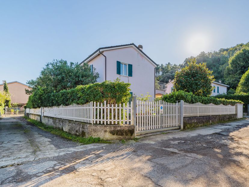 Villa in Ameglia, Italy