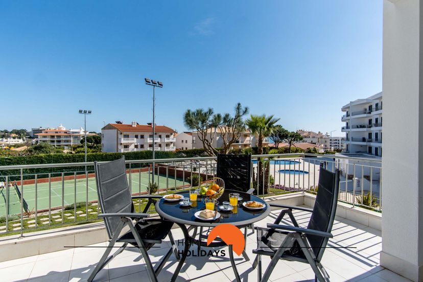 Apartment in Olhos de Água, Algarve