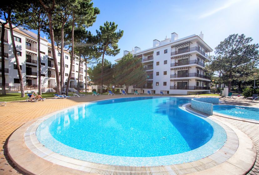 Apartment in Pinhal do Concelho, Algarve