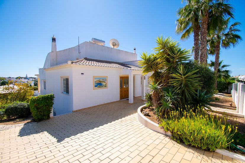 Villa in Mato Serrão, Algarve