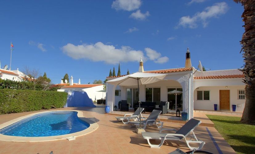 Villa in Vale Centianes, Algarve