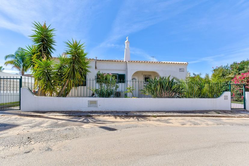 Villa in Mato Serrão, Algarve