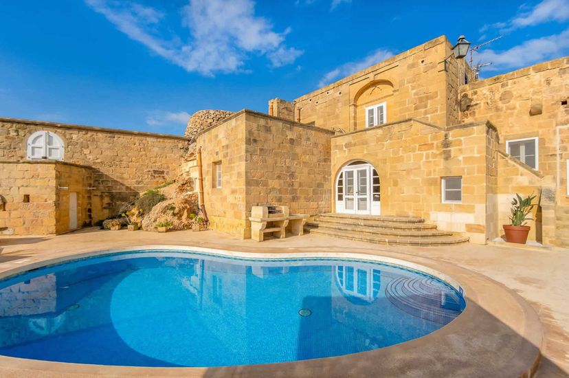 Villa in Kercem, Malta