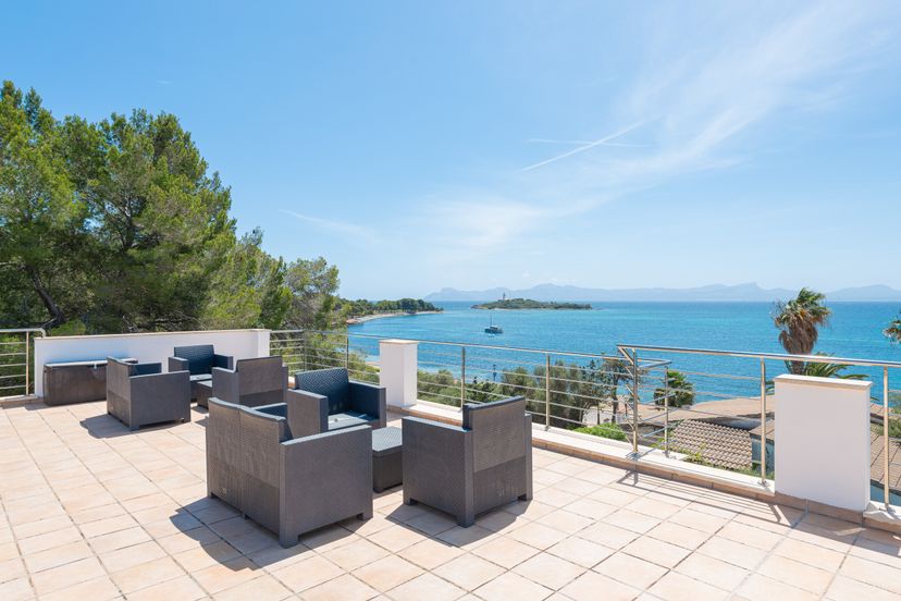 Villa in Alcanada, Majorca