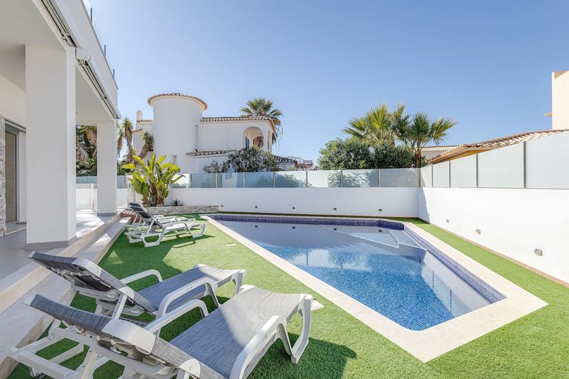 Villa in Galé, Algarve
