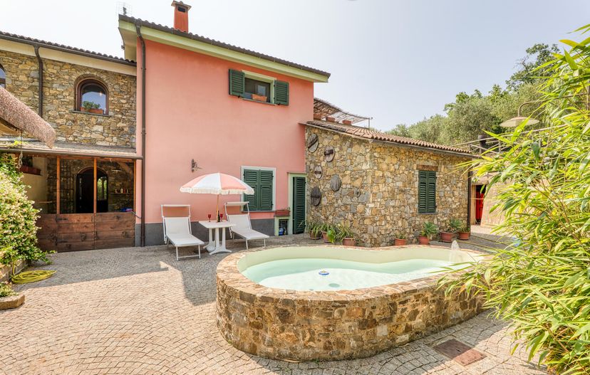 Villa in Italy, Imperia