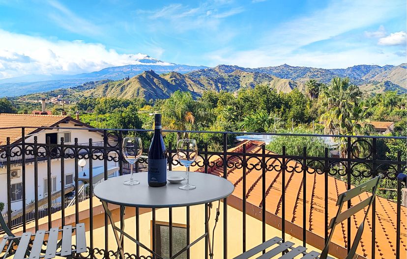 Apartment in Chianchitta-Trappitello, Sicily