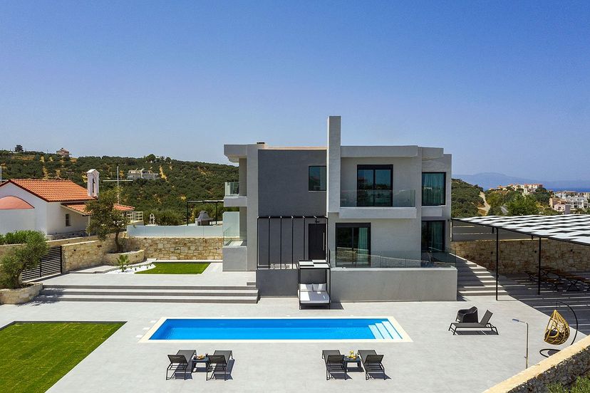 Villa in Agia Marina, Crete
