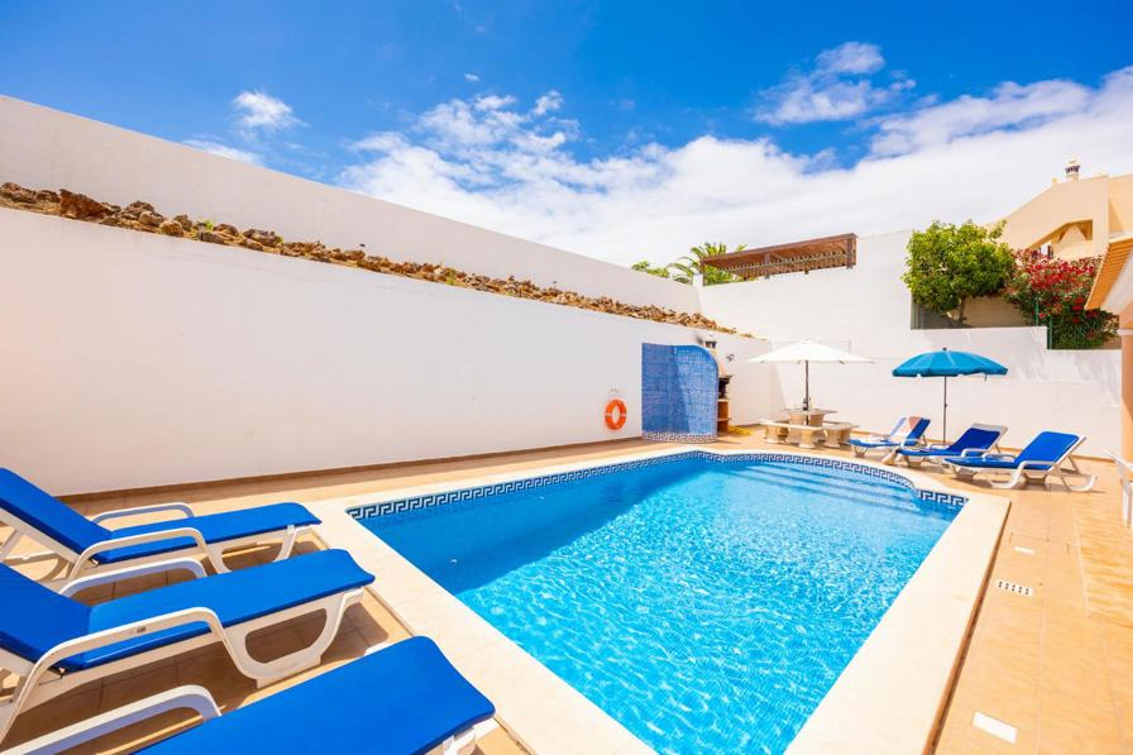 Private pool and terrace