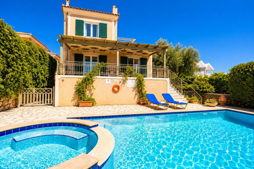 Villa in Greece, Kefalonia: Beautiful villa with private pool and terrace with sea views