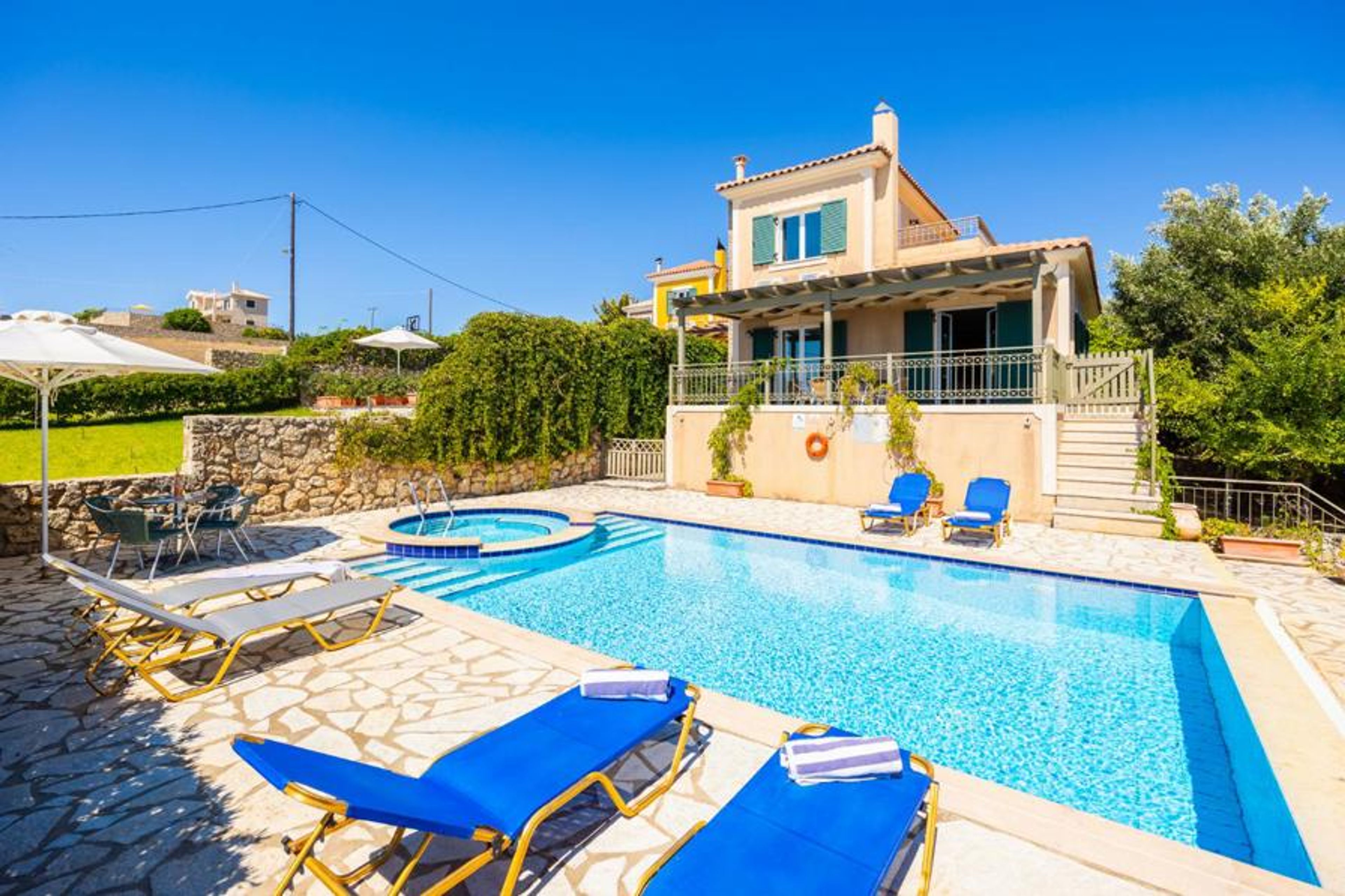 Beautiful villa with private pool and terrace with sea views