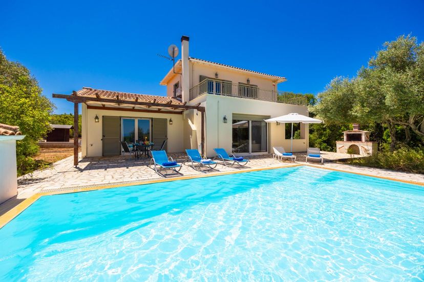 Villa in Greece, Lefkas Island: Beautiful villa with private pool and terrace