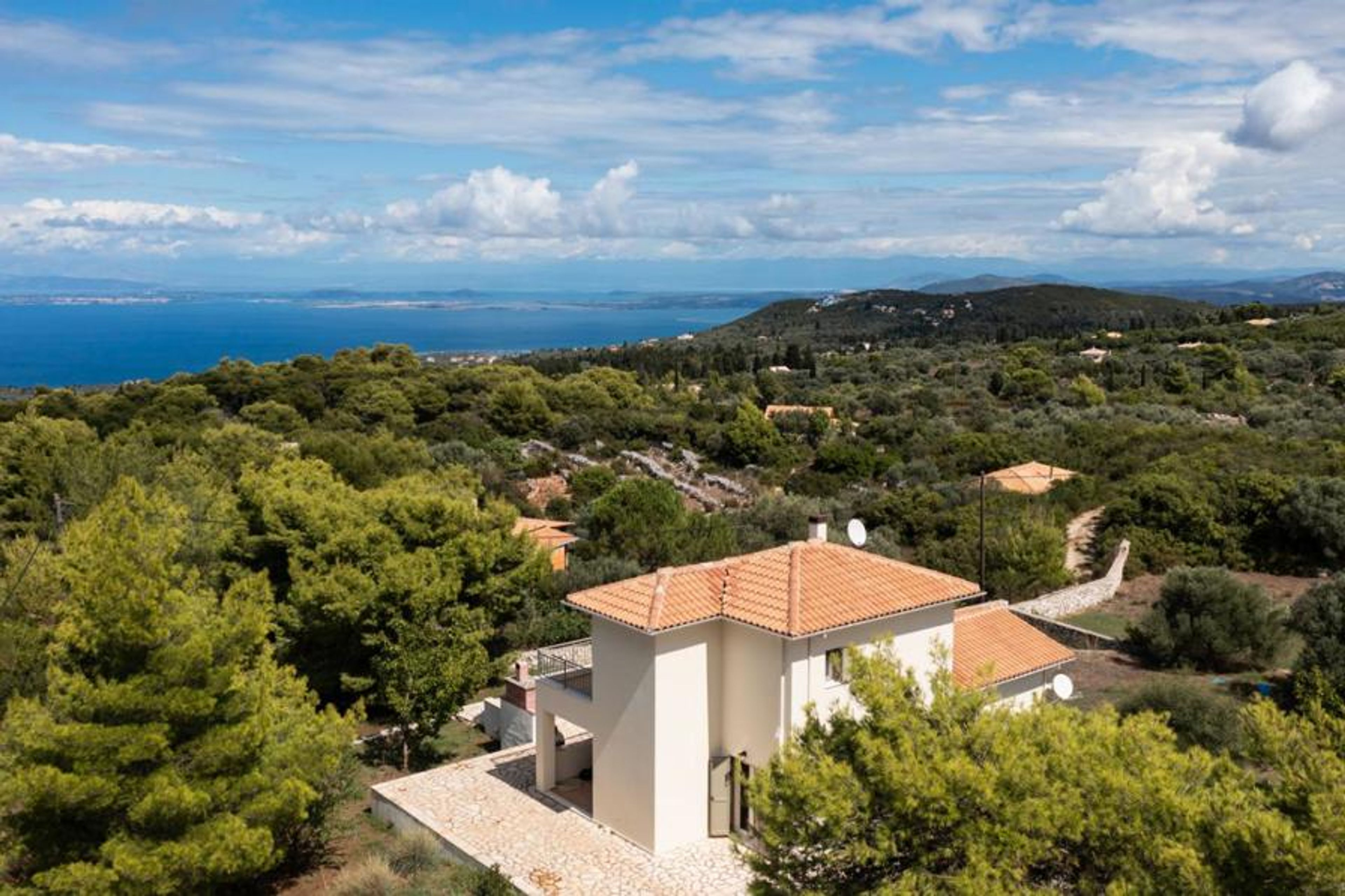 Beautiful villa with private pool and terrace