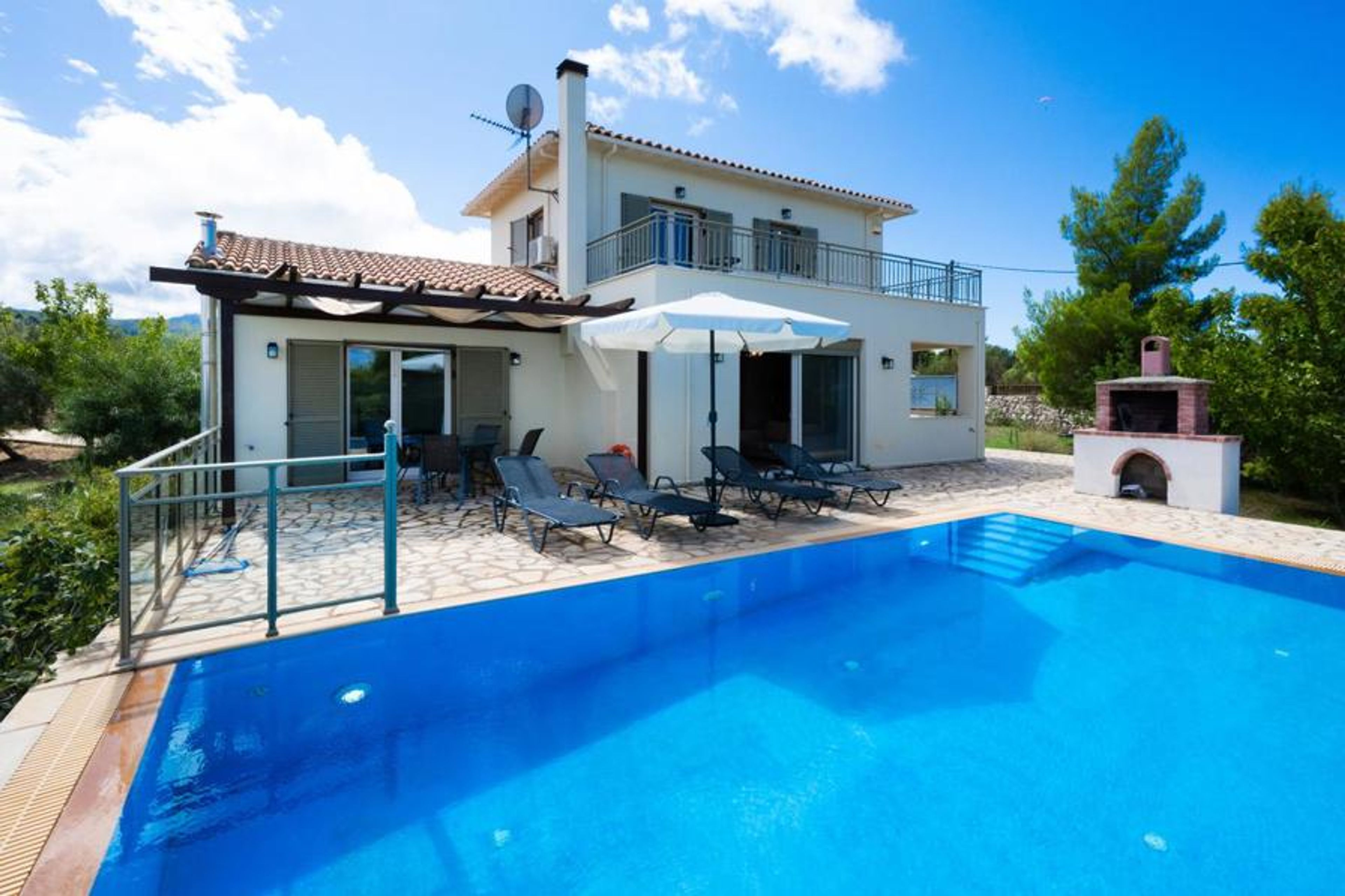 Beautiful villa with private pool and terrace
