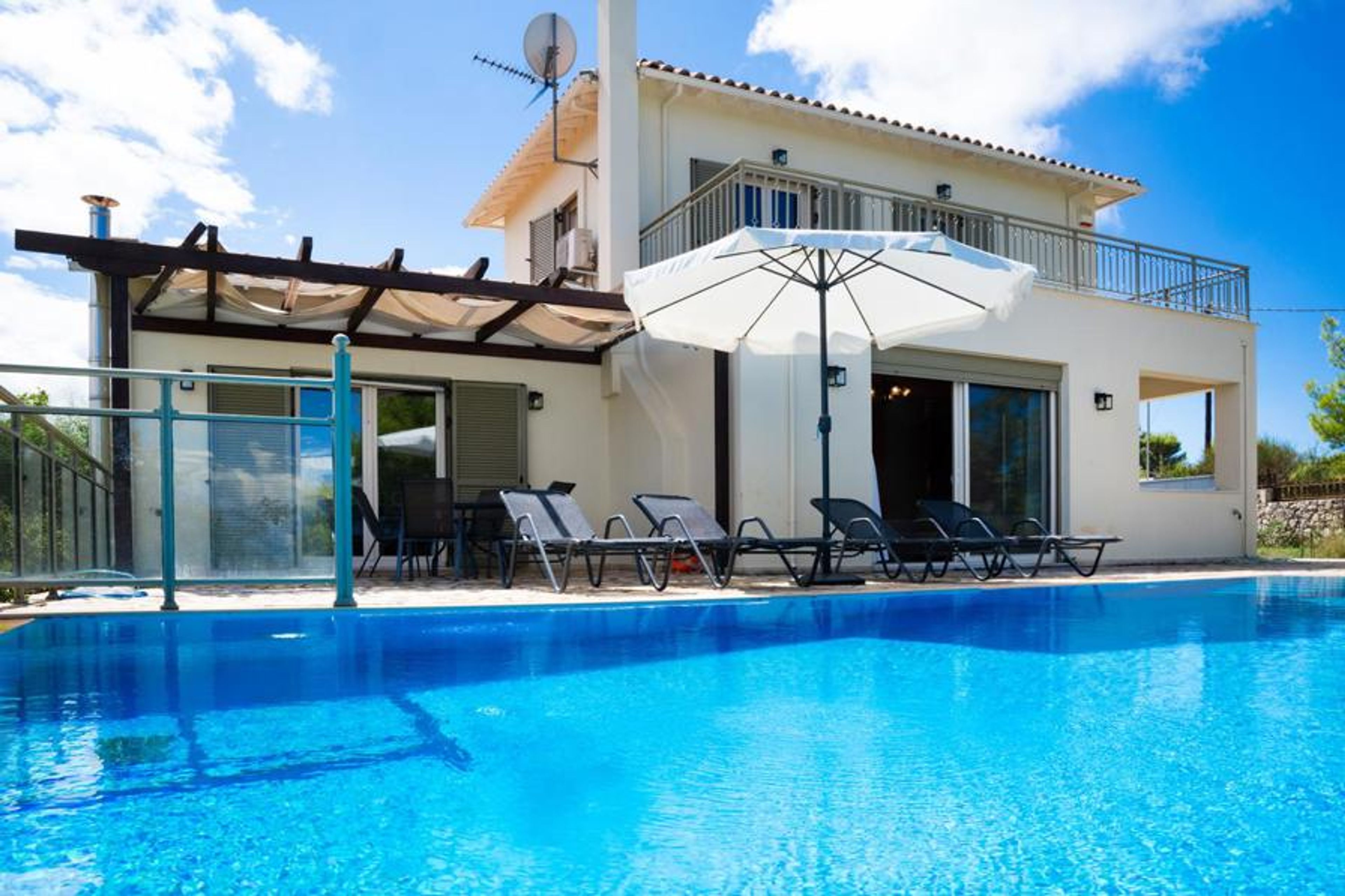 Beautiful villa with private pool and terrace