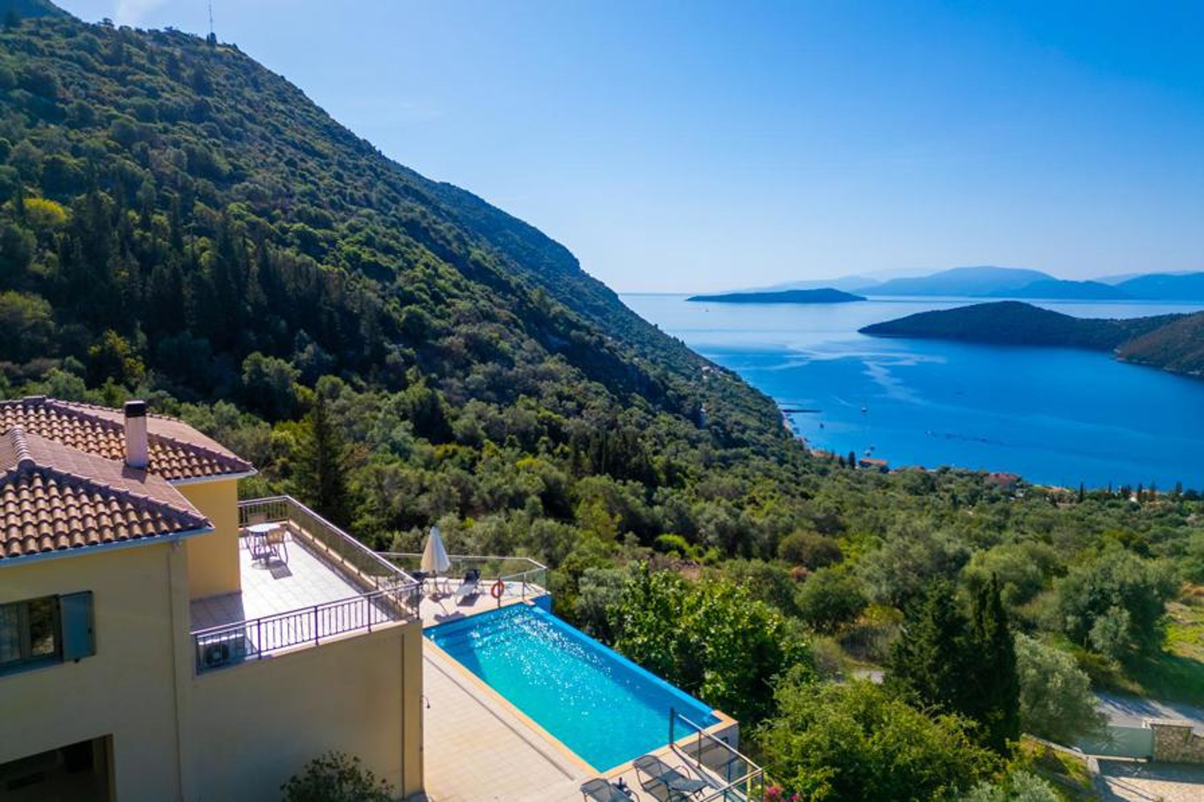 Beautiful villa with private pool and terrace