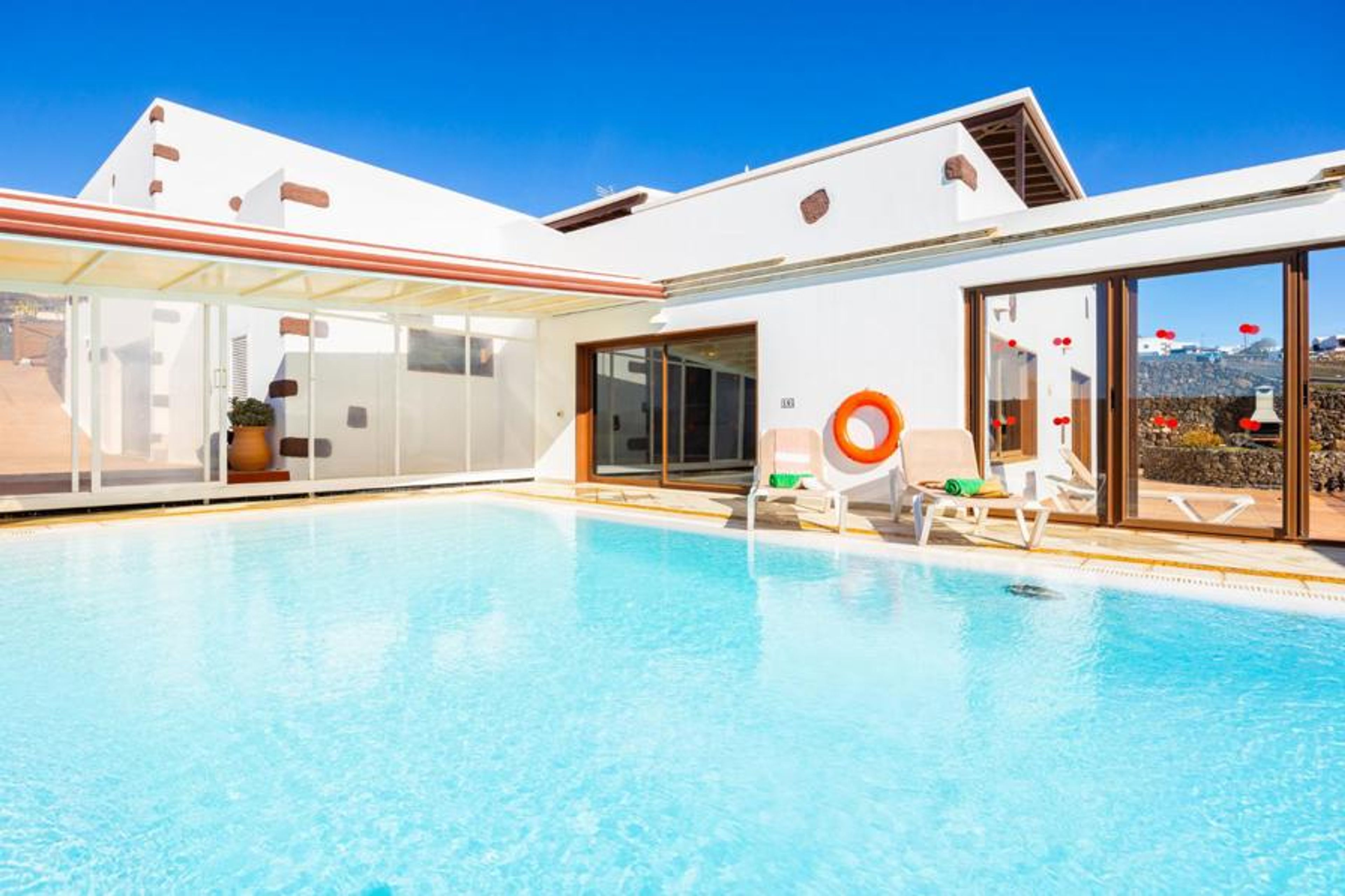 Beautiful villa with private pool and terrace with sea views