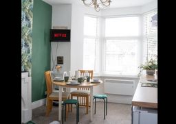 English holiday apartment rental