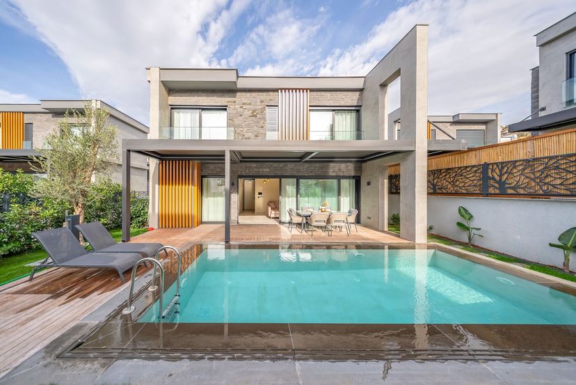 Villa in Gumusluk, Turkey