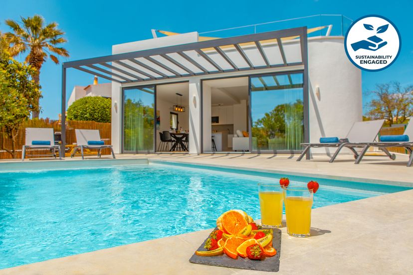 Villa in Alfanzina, Algarve
