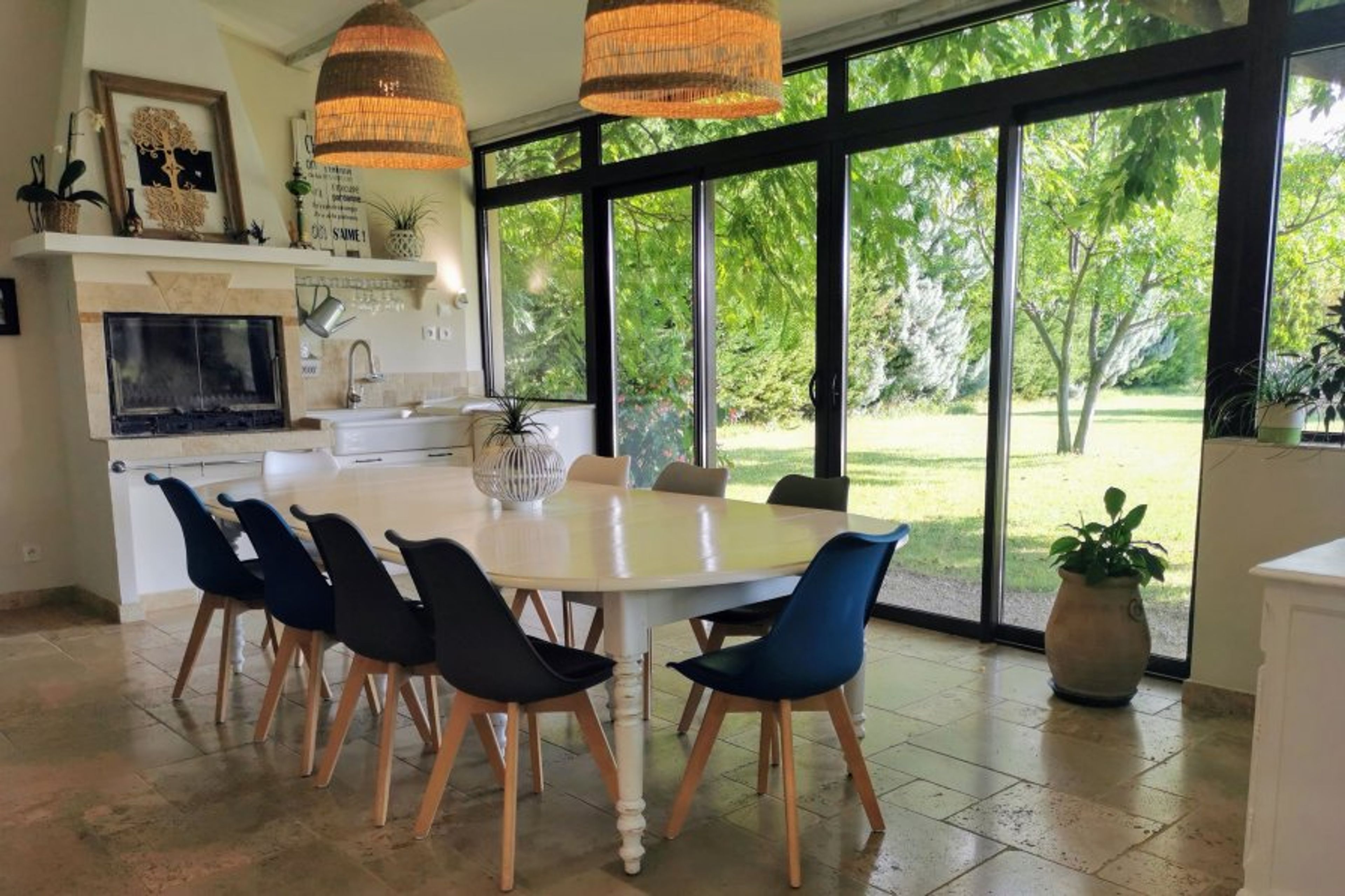 Salle à manger véranda - veranda dining room