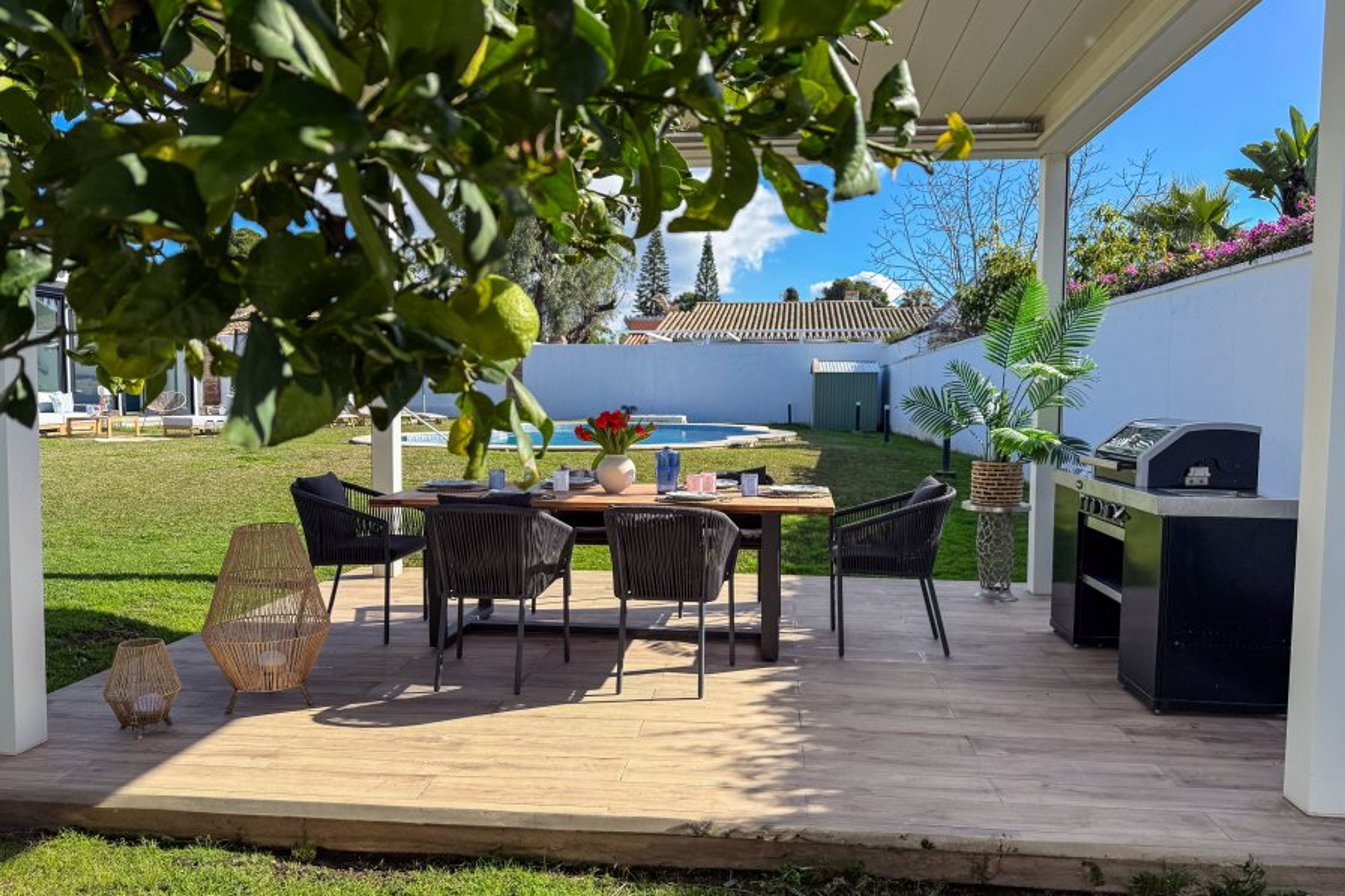 Outdoor patio, BBQ and dining area