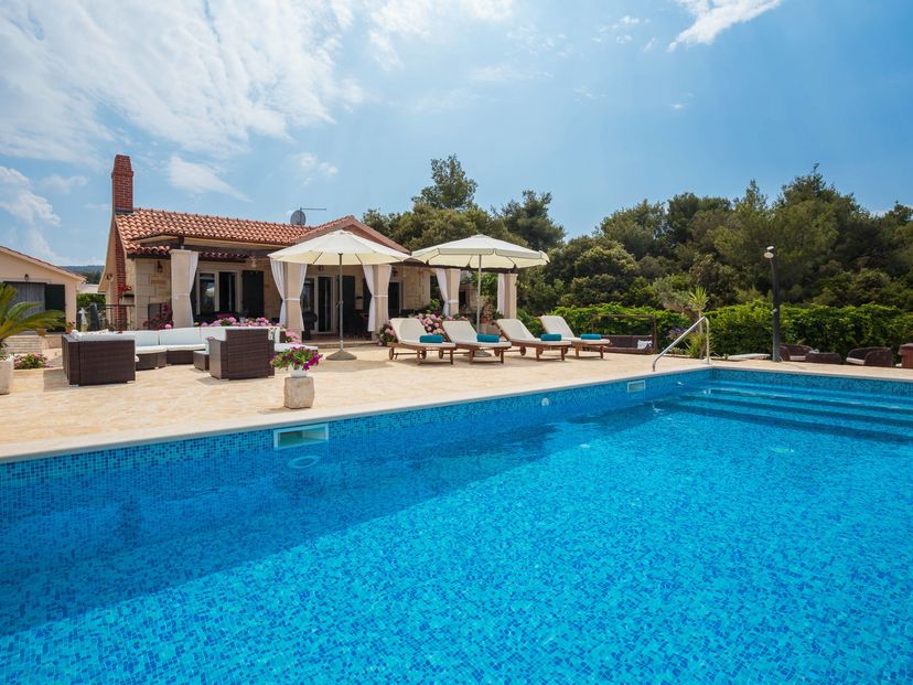 Villa in Mirca, Croatia
