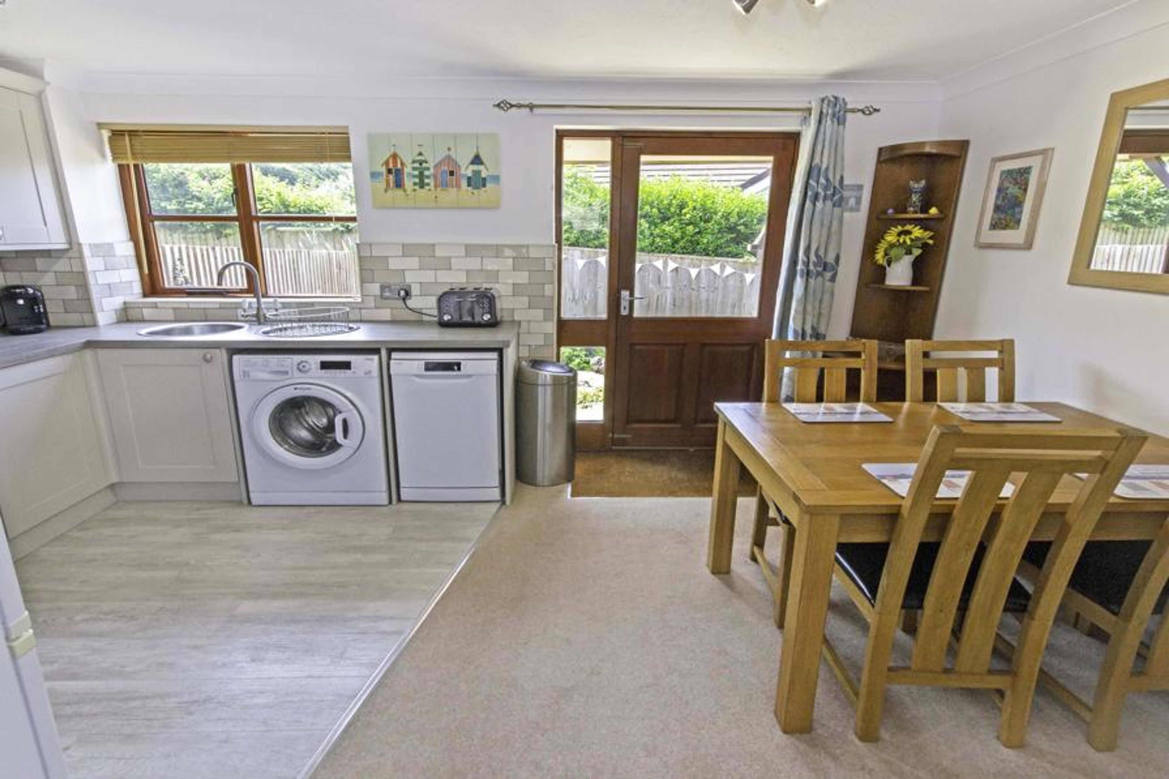 Kitchen diner