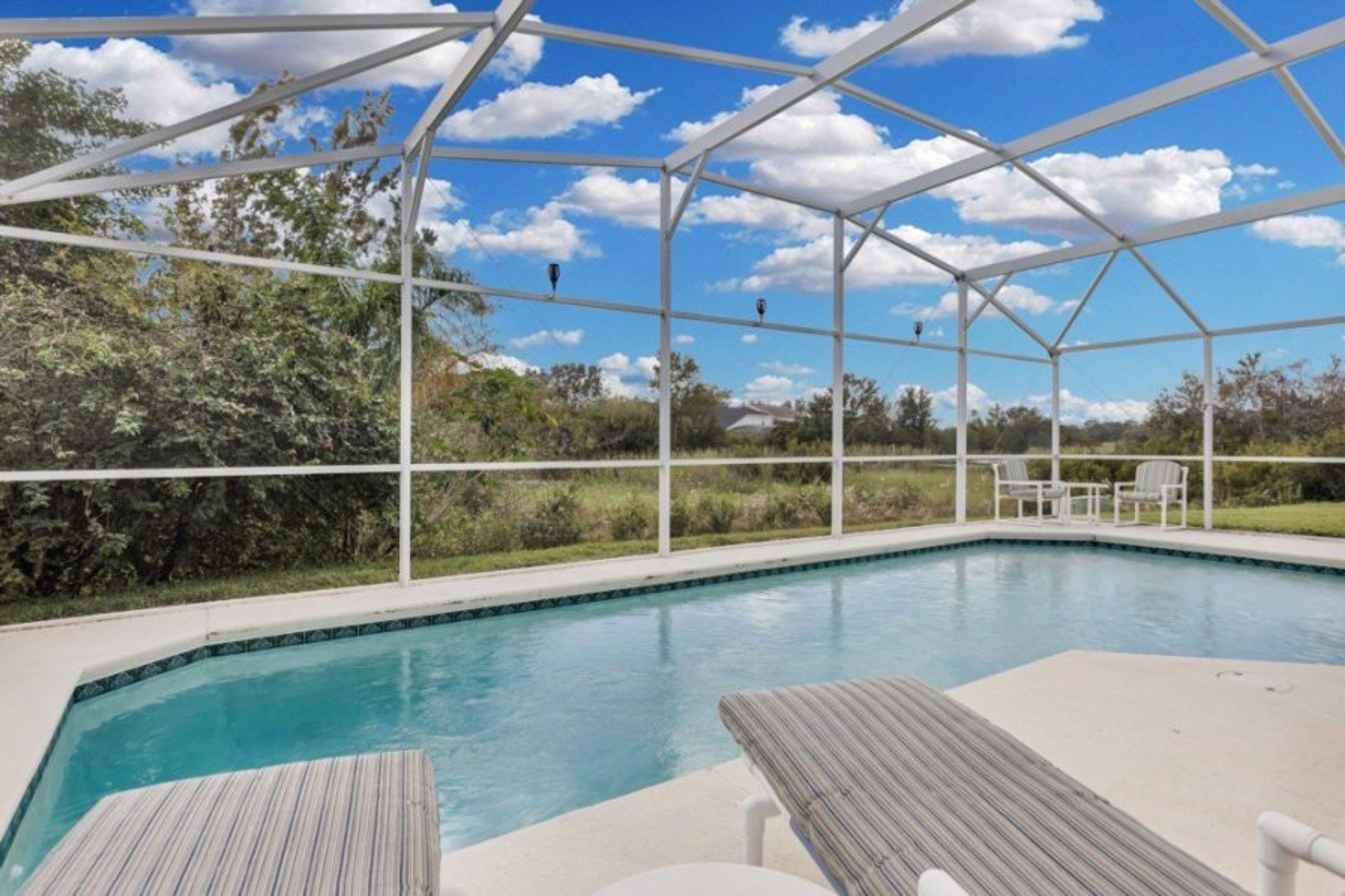 The view!!! 
This pool deck is SOUTH FACING 