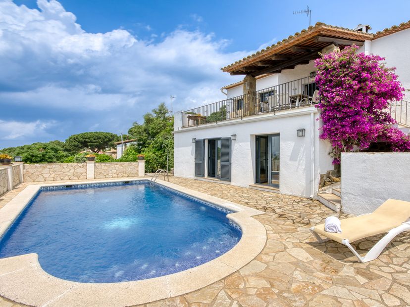 Villa in Urbanització Residencial Begur, Spain