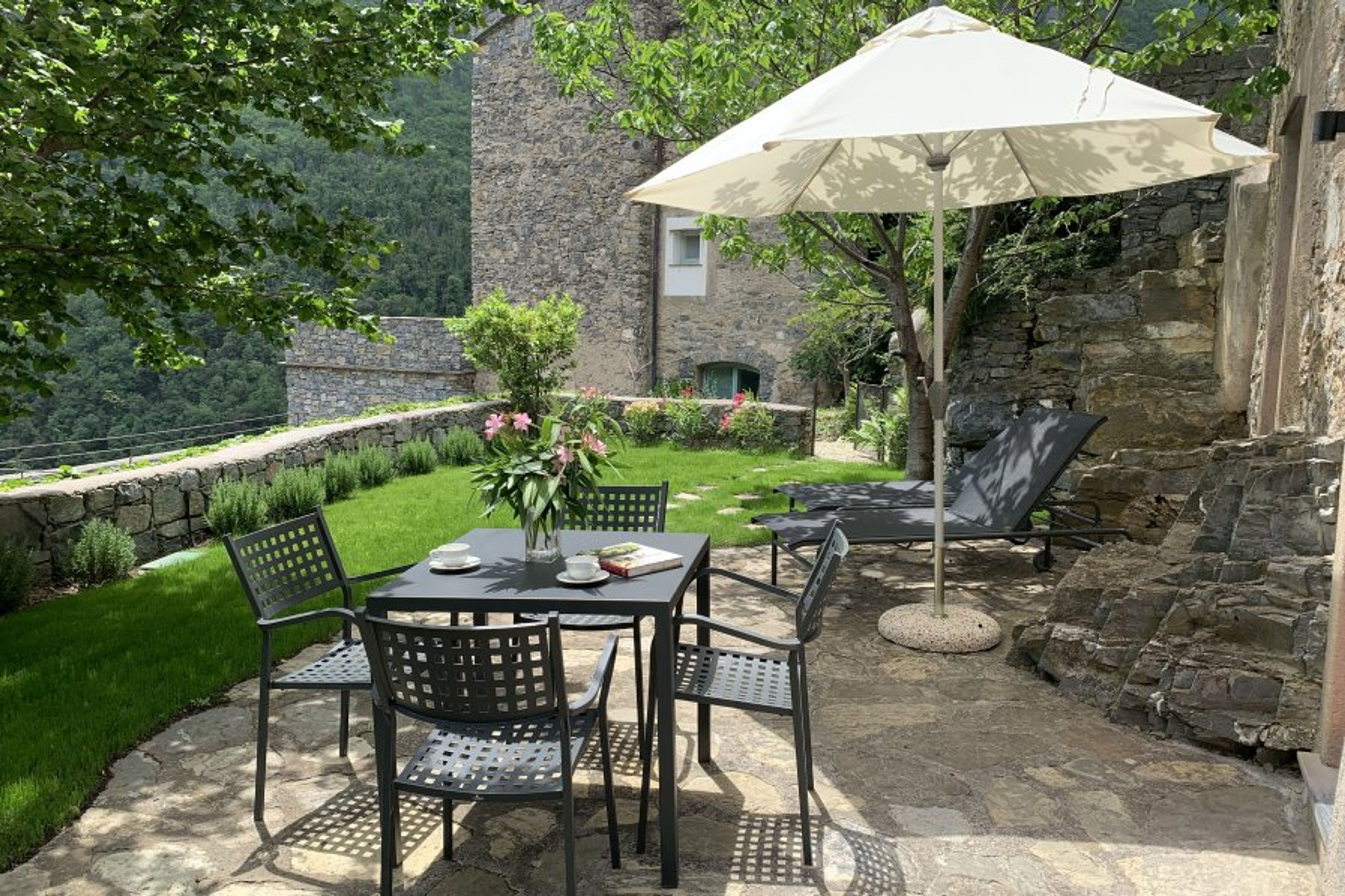 private outdoor dining  private garden 