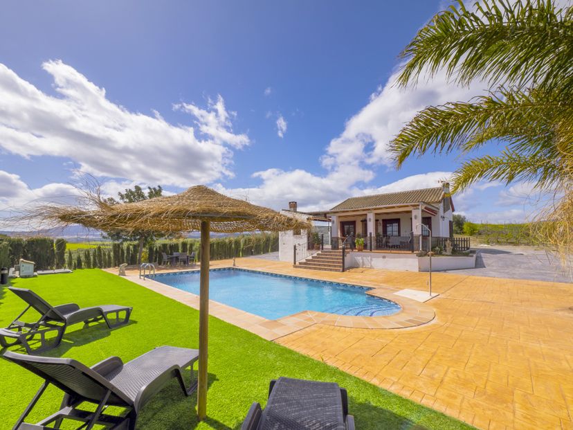 Cottage in Coín, Spain