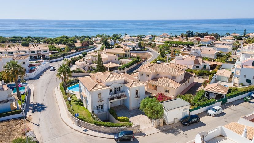 Villa in Galé, Algarve