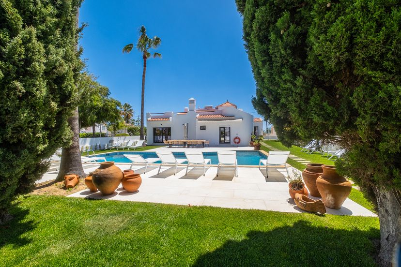 Villa in Portugal, Sesmarias