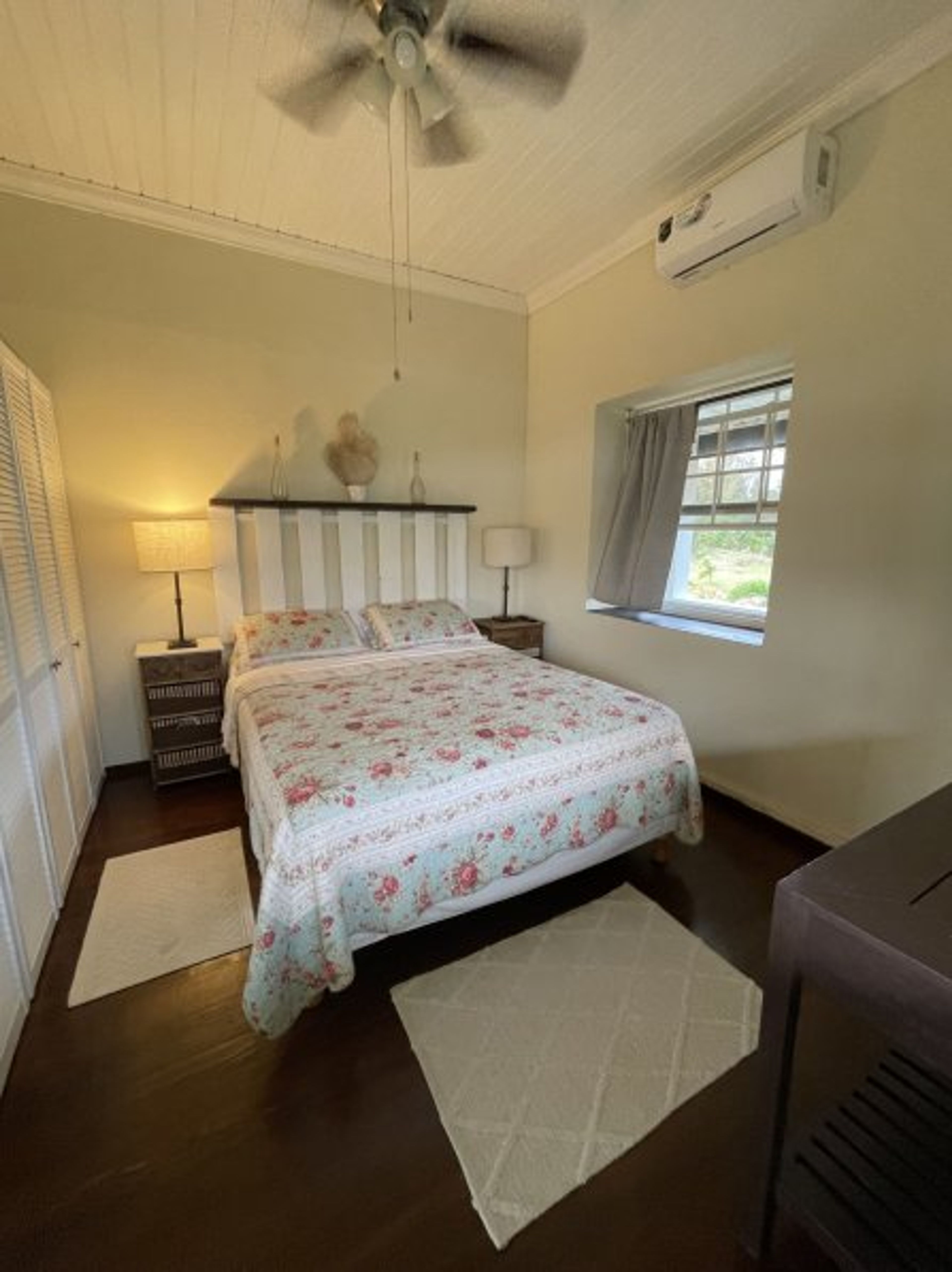 Mozart bedroom
