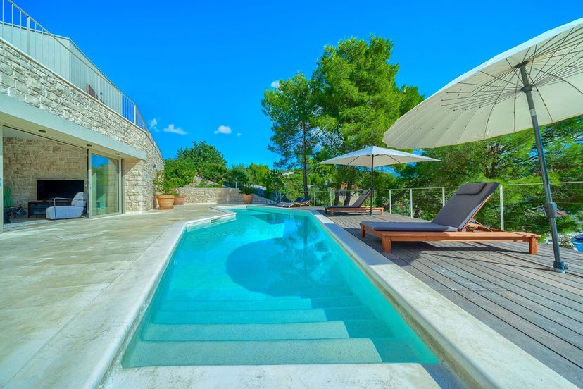 Villa in Bobovišća, Croatia