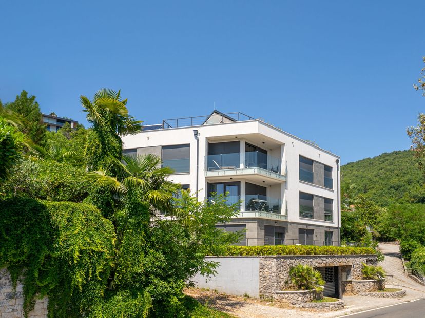 Apartment in Croatia, Opatija: House